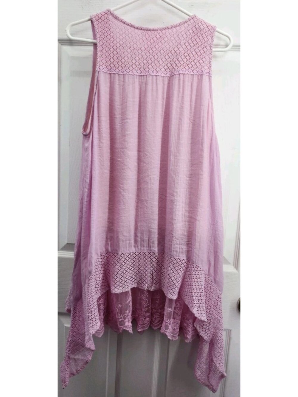 Pink Pineapple gauzy pink layered tank xl lacy hem - Picture 5 of 8